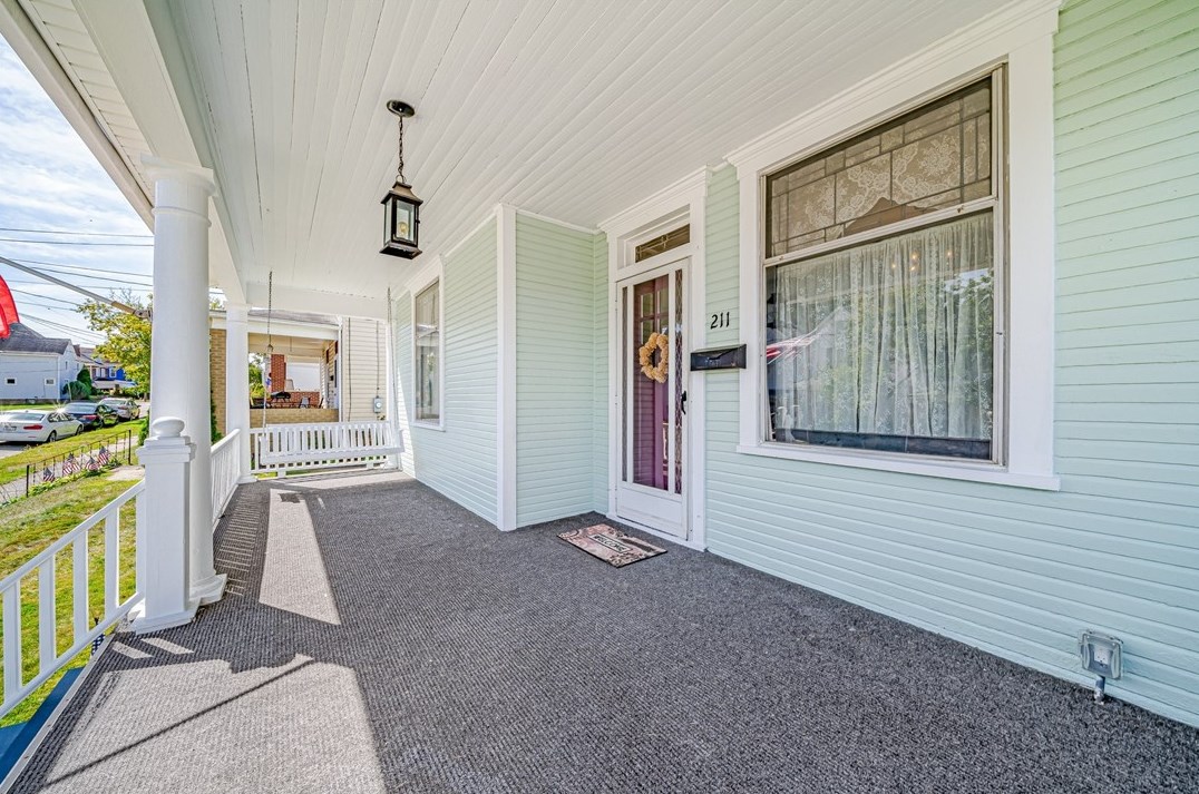 211 5th St, Youngwood PA  15697-1317 exterior