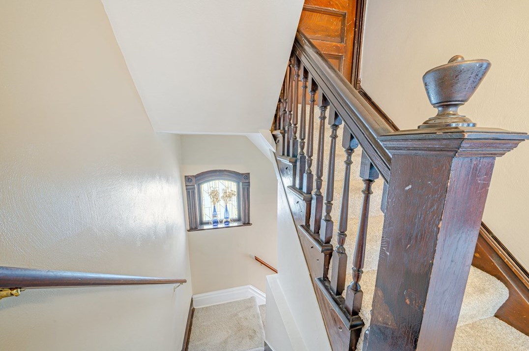 211 5 St, Youngwood PA  15697-1317 exterior