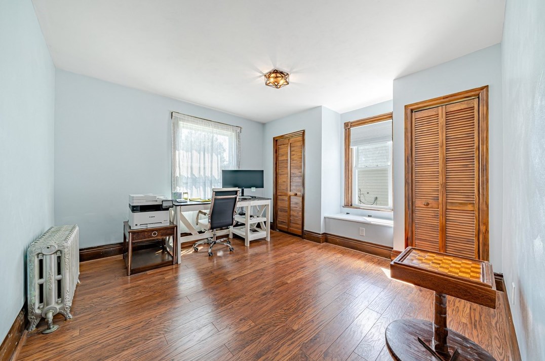 211 5 St, Youngwood PA  15697-1317 exterior