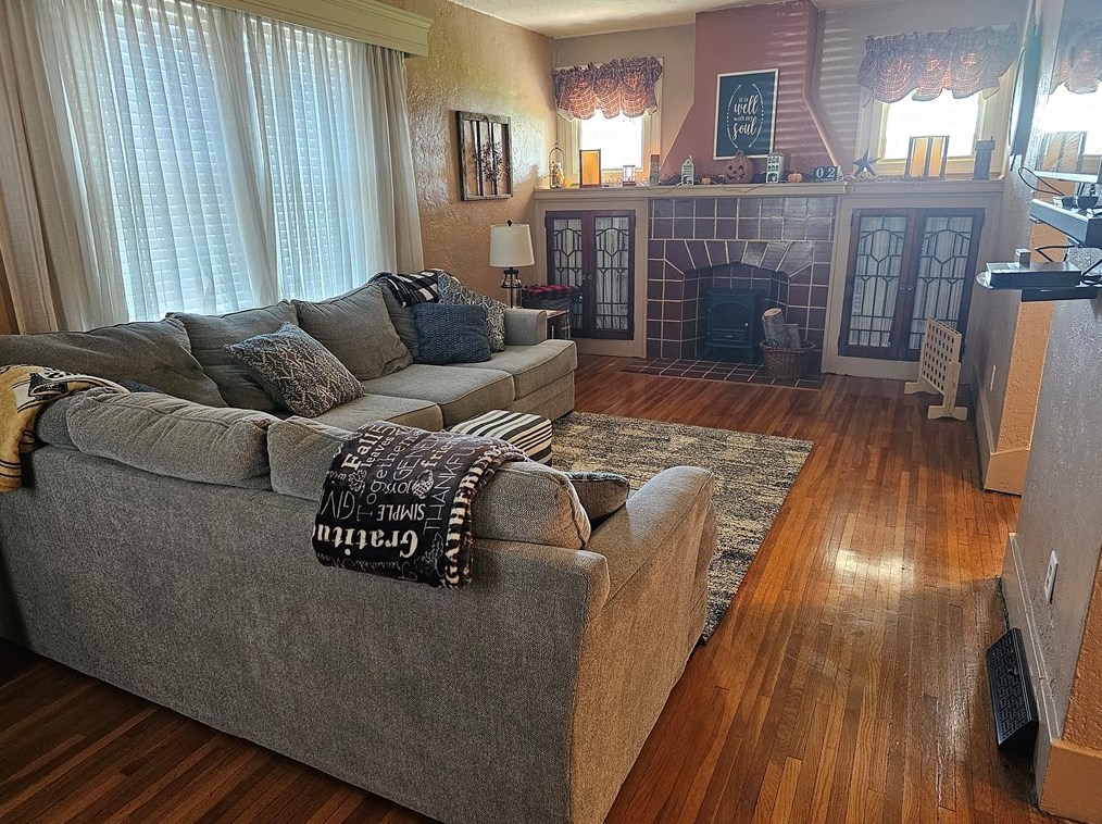 334 Tyler Ave, Washington PA 15301-3838 exterior