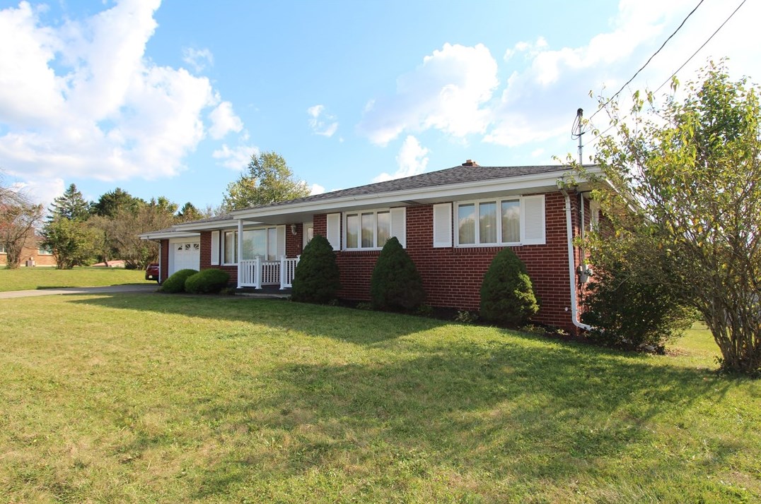 5067 Pennsylvania St, Export PA  15632-2536 exterior