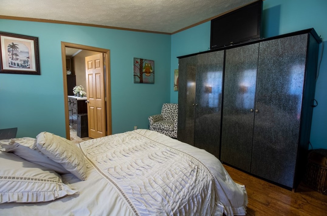 251 Acre Ave, Butler PA 16001-2649 exterior