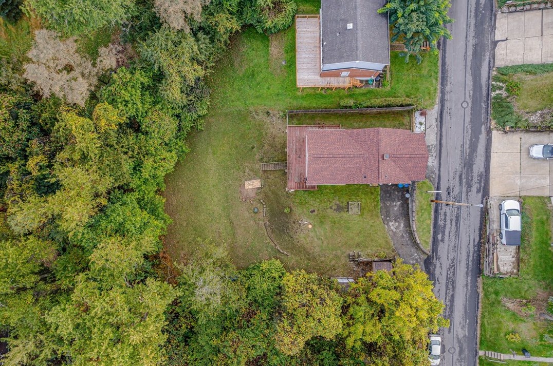141 Wallace Ave, East Pgh PA  15112-1613 exterior