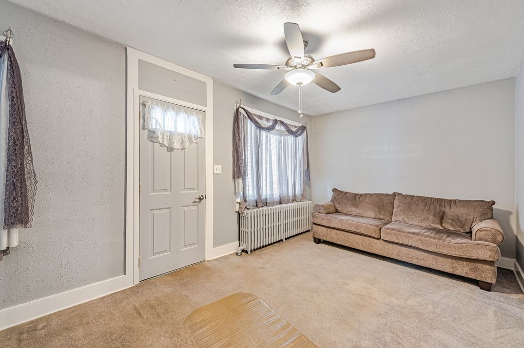 141 Wallace Ave, East Pgh PA  15112-1613 exterior