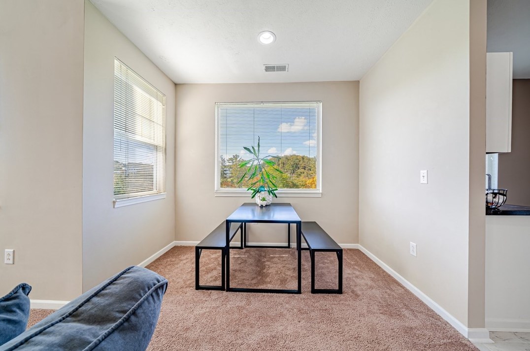 832 Eagle Pointe Dr, Canonsburg PA  15317-7519 exterior