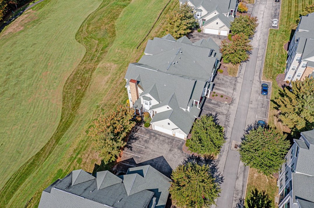 832 Eagle Pointe Dr, Canonsburg PA  15317-7519 exterior