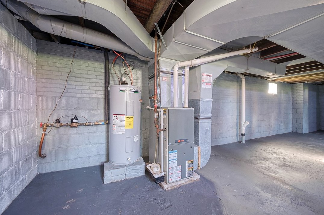 1450 Conway Wallrose Rd, Freedom PA  15042-2410 exterior