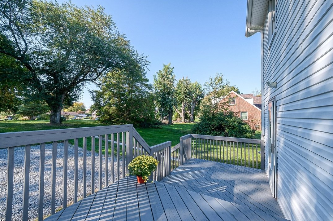 1450 Conway Wallrose Rd, Freedom PA  15042-2410 exterior