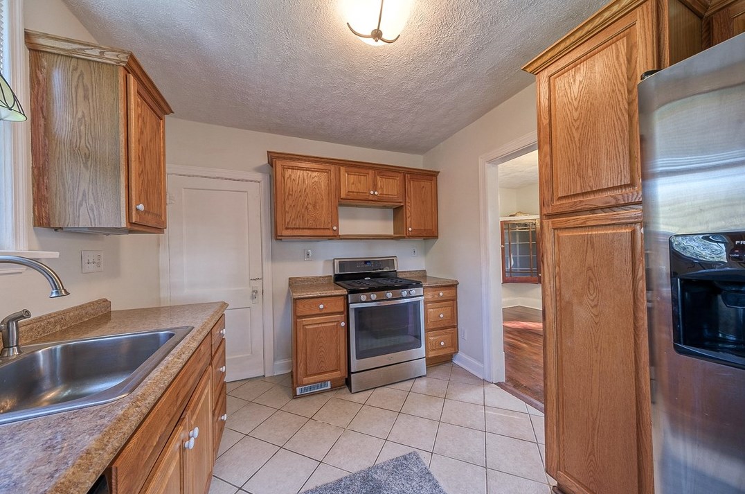 1450 Conway Wallrose Rd, Freedom PA  15042-2410 exterior