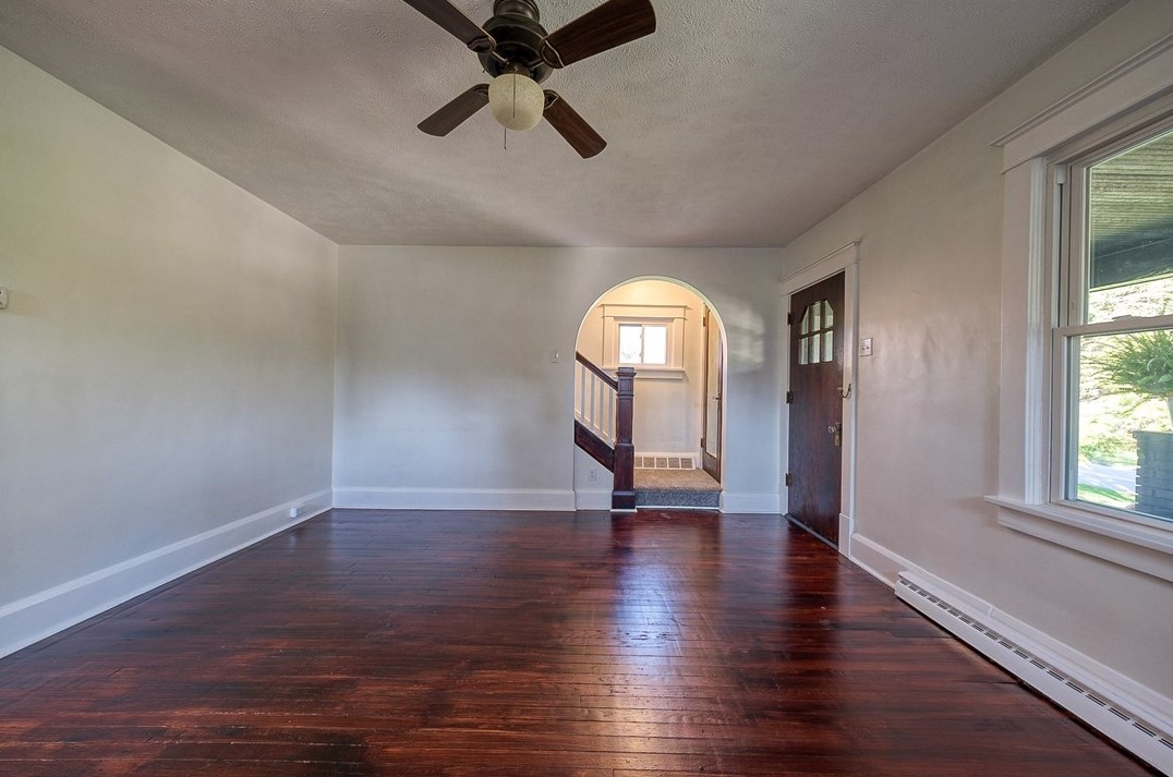 1450 Conway Wallrose Rd, Freedom PA  15042-2410 exterior