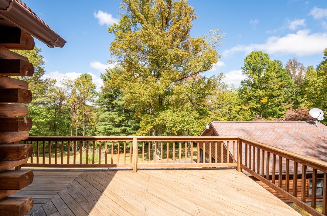 229 Pine Knob Rd, Hopwood, PA 15445