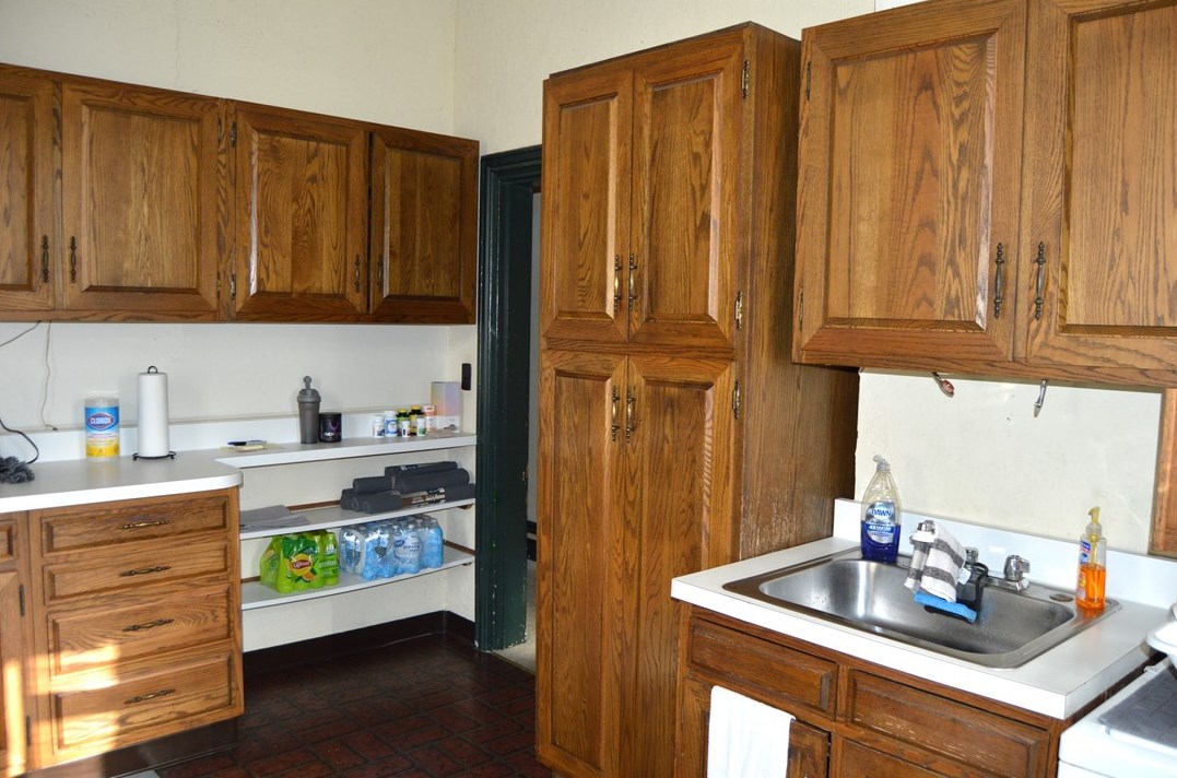 135 College St, Washington PA  15301-6713 exterior