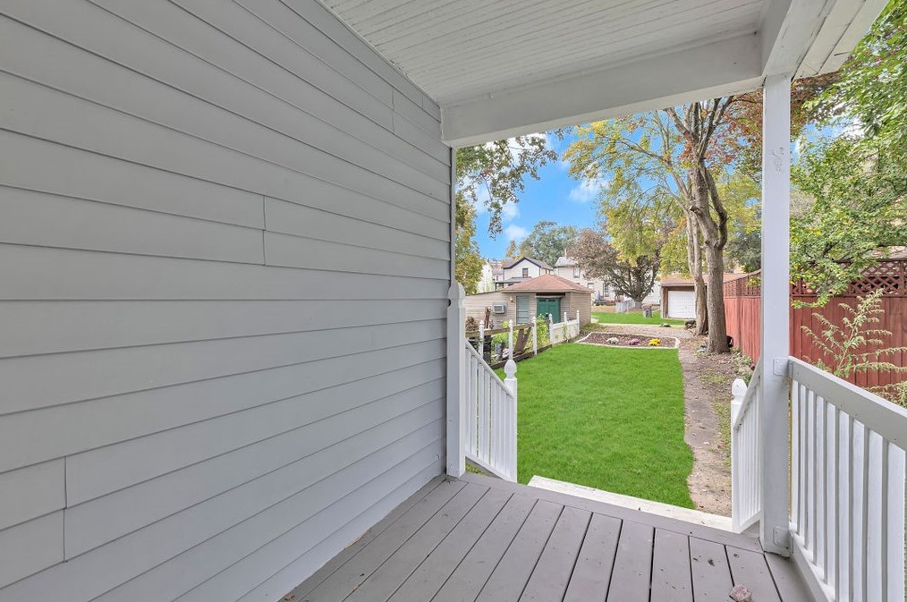 1321 4th Ave, Beaver Falls PA  15010-4247 exterior