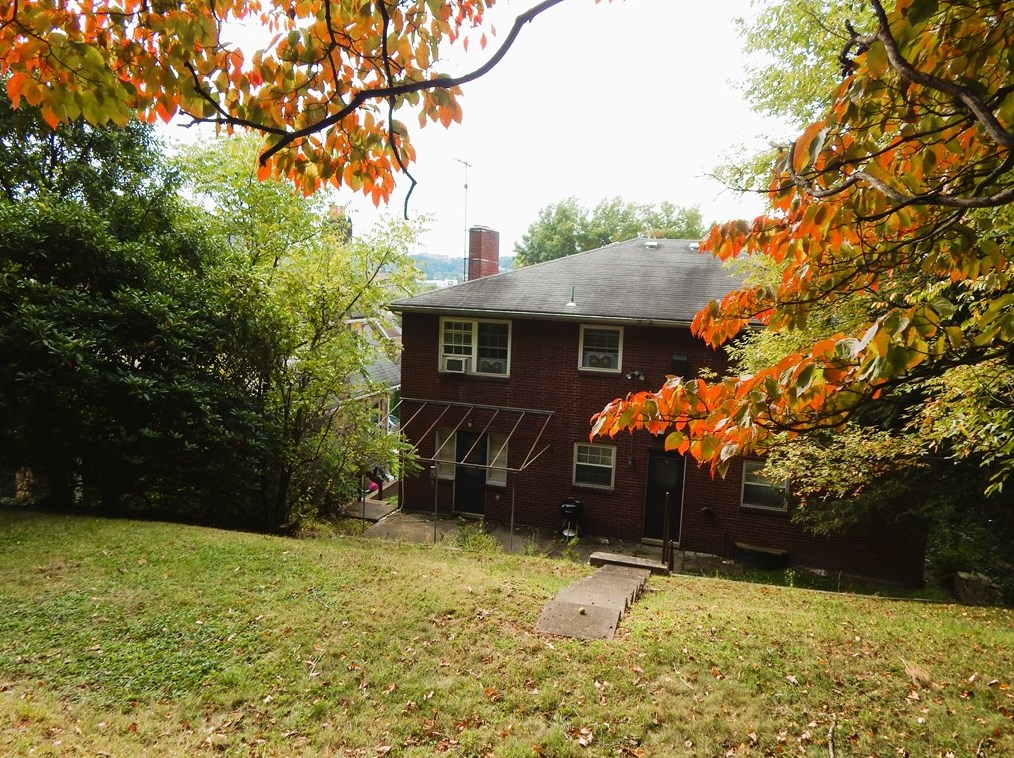 226 Fulton St, Butler PA  16001-4435 exterior