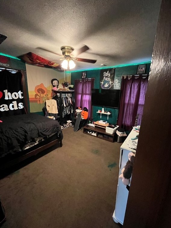 100 Lee St, Collier Township PA  15106-3114 exterior