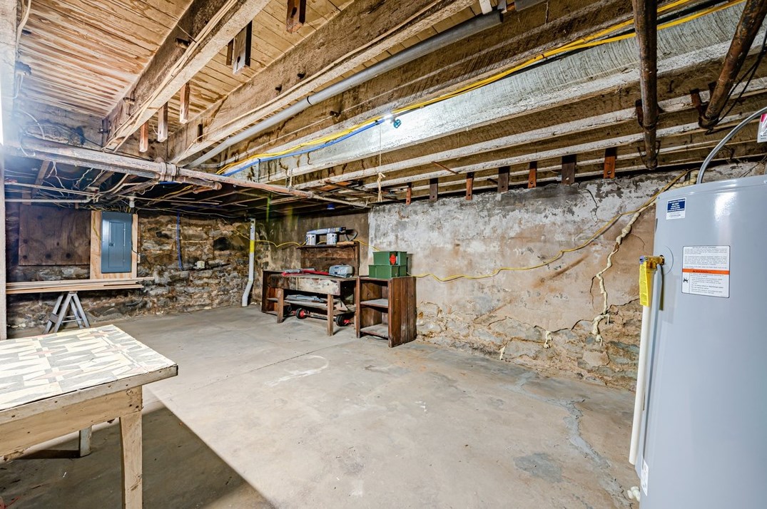 5322 Somerset Pike, Hollsopple PA  15935-7803 exterior