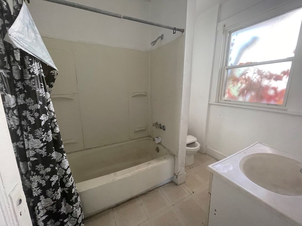 1110 Craig St, Mckeesport PA  15132-1901 exterior