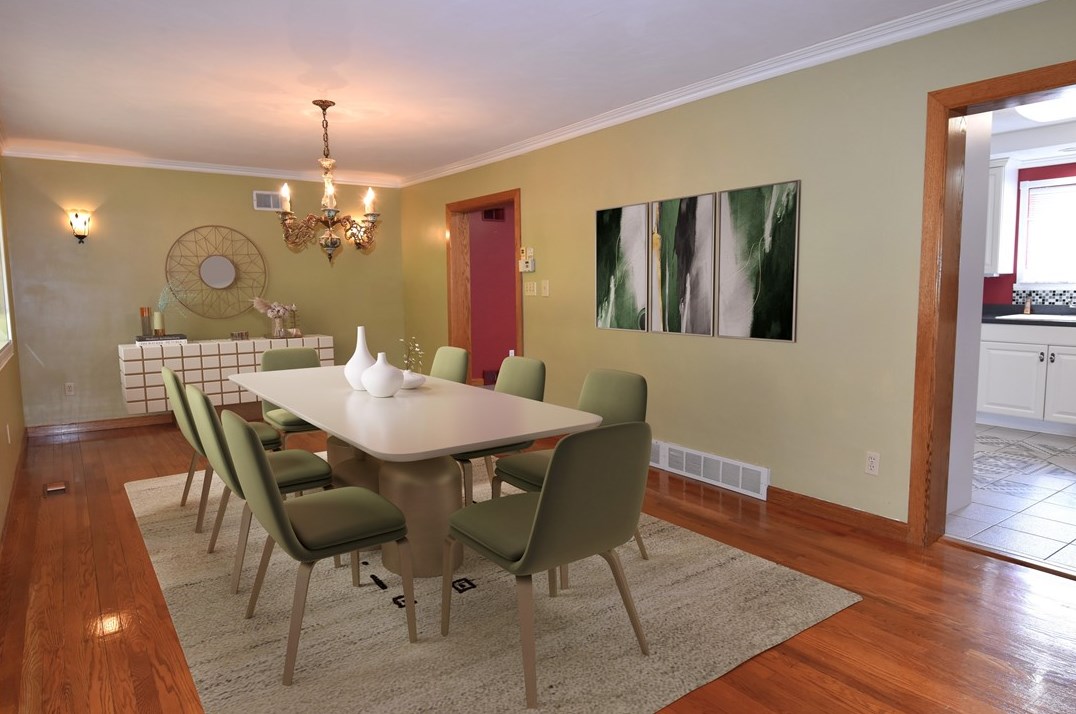 1558 Main, Leechburg, PA 15656