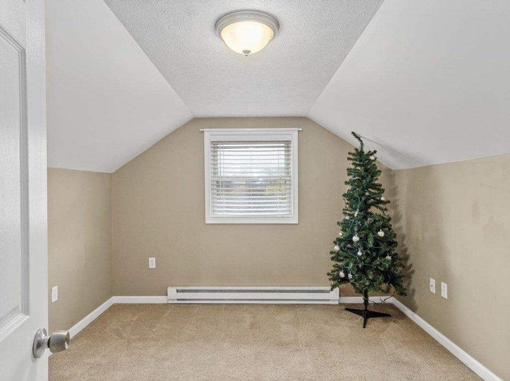204 Wallace St South, Cuddy, PA 15031
