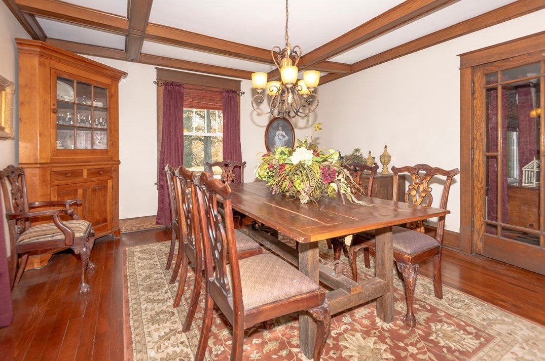 123 Shadyrest Rd, Ellwood City PA  16117-5519 exterior