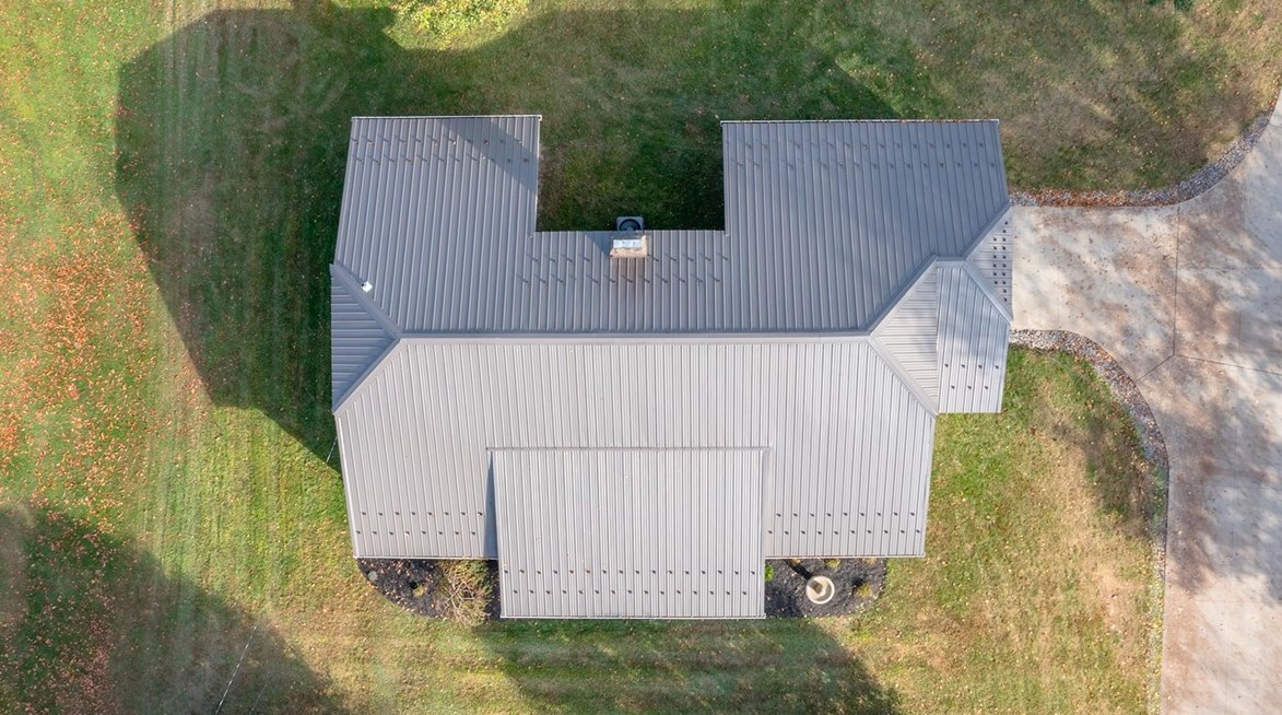 123 Shadyrest Rd, Ellwood City PA  16117-5519 exterior