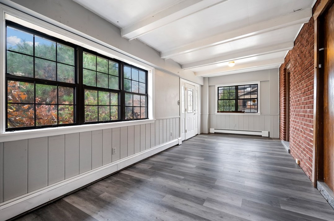 356 Locust Ave, Washington PA 15301-9730 exterior