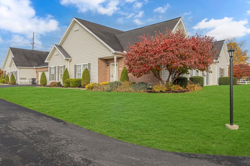 124 Oak St, Ellwood City PA  16117-5552 exterior