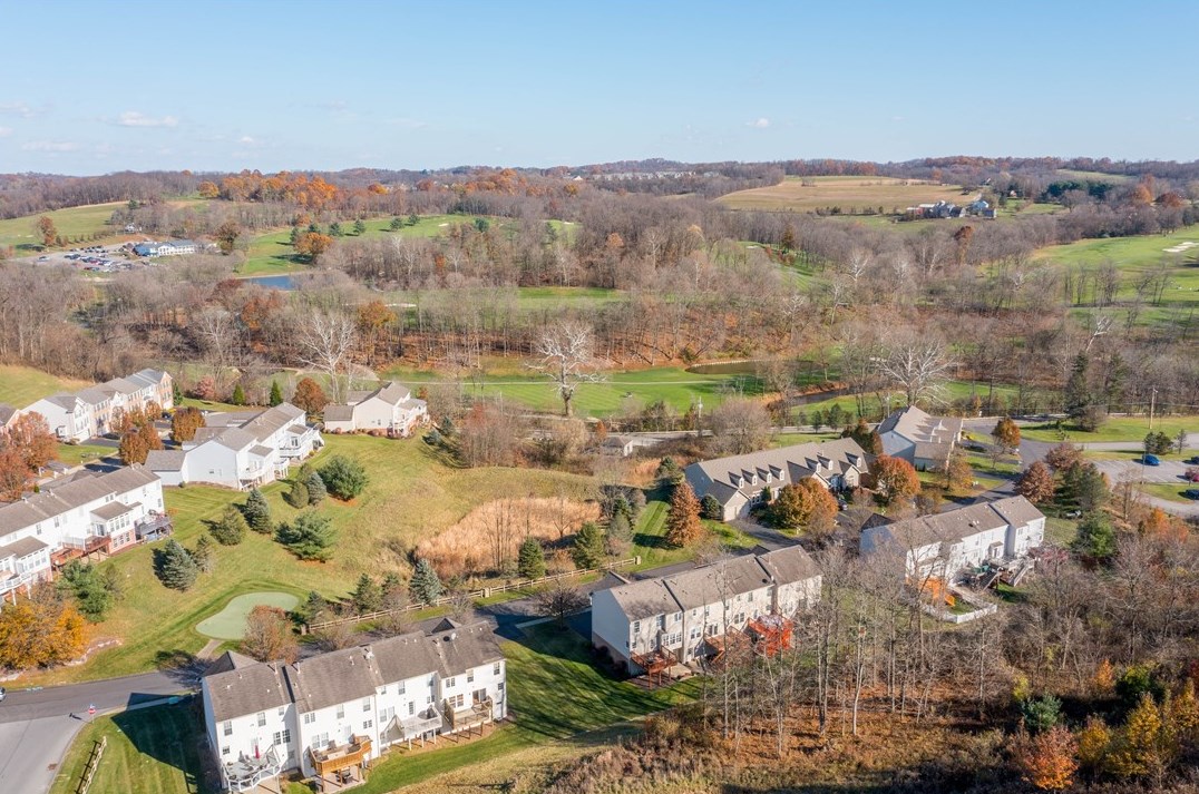 1123 Linden Vue Dr, Canonsburg PA  15317-4813 exterior