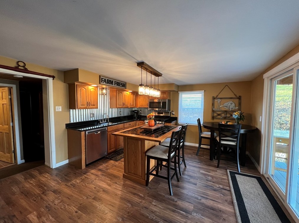 603 Boston Hollow Rd, Elizabeth PA  15037-2030 exterior