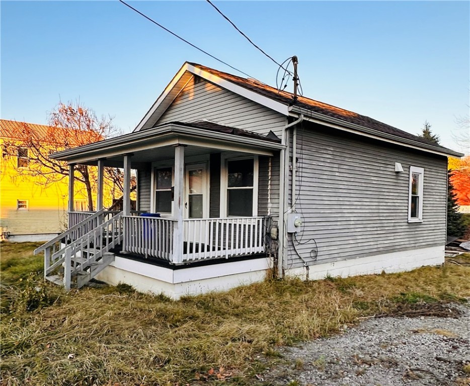 725 Wallis Ave, Farrell, PA 16121 MLS 1632536 Coldwell Banker