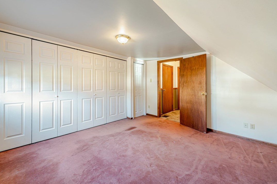 520 Vernon St, New Kensington PA  15068-5850 exterior