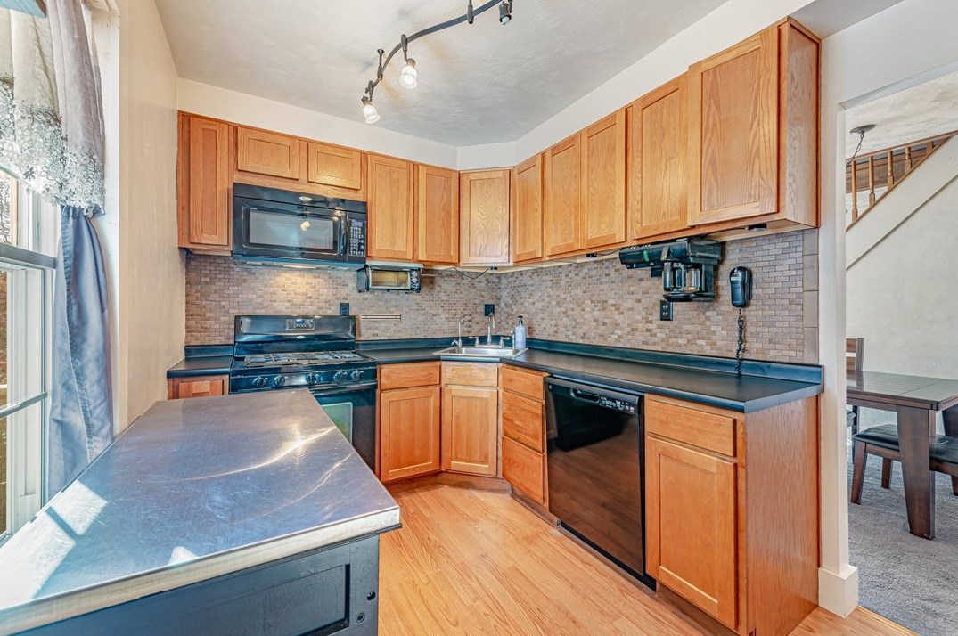 520 Vernon St, New Kensington PA  15068-5850 exterior