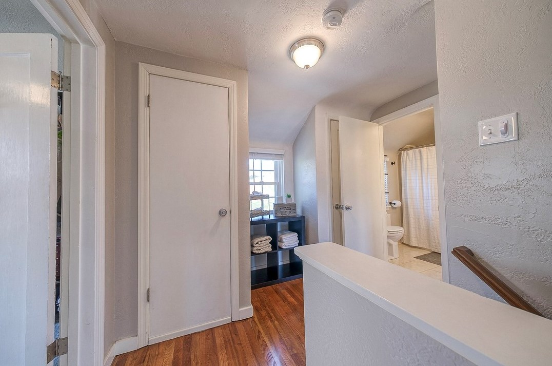 110 Demar Blvd, Canonsburg PA  15317-2216 exterior