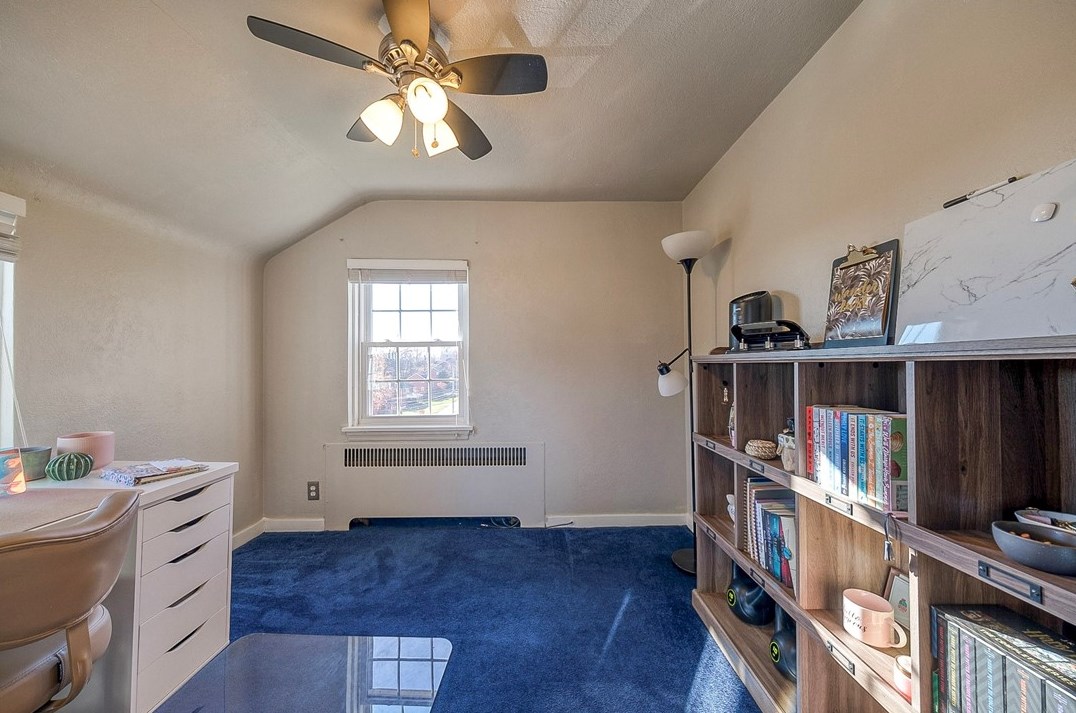 110 Demar Blvd, Canonsburg PA  15317-2216 exterior