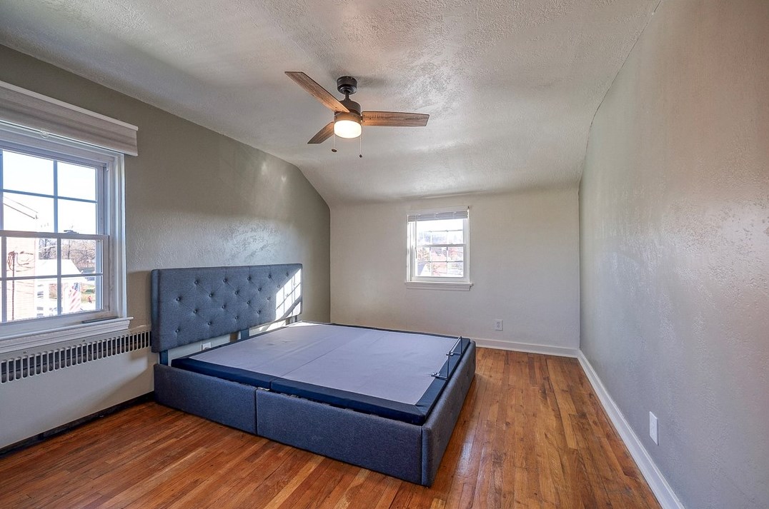 110 Demar Blvd, Canonsburg PA  15317-2216 exterior