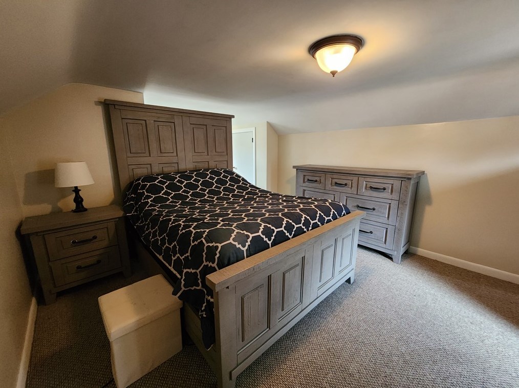 1609 Pine St, Greensburg PA  15601-5443 exterior