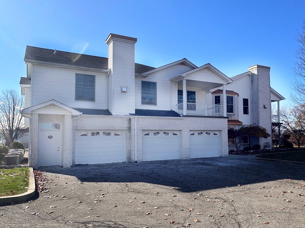 226 Adams Pointe Blvd, Seven Fields PA  16046-4665 exterior