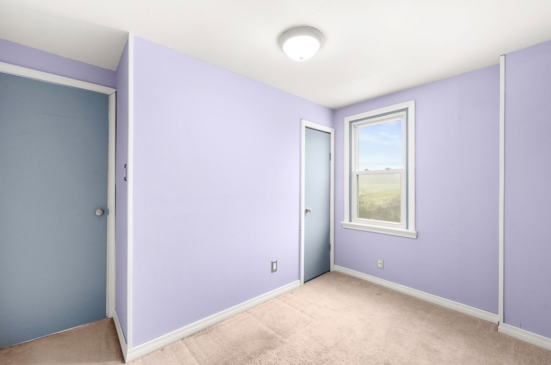 2114 Highland Dr, Butler PA  16002-1038 exterior