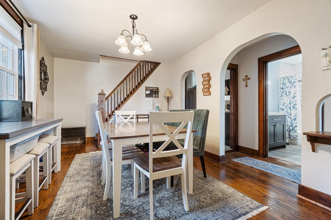 5322 Studebaker St, Bethel Park PA  15102-3654 exterior