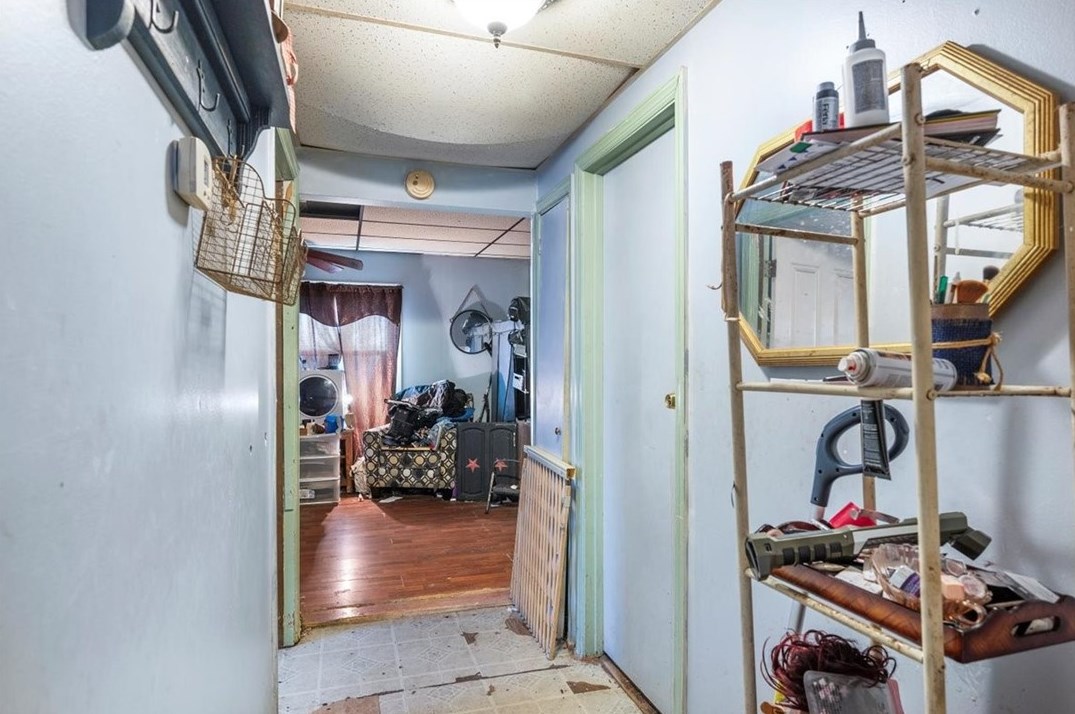 387 Wylie Ave, Washington PA 15301-2251 exterior