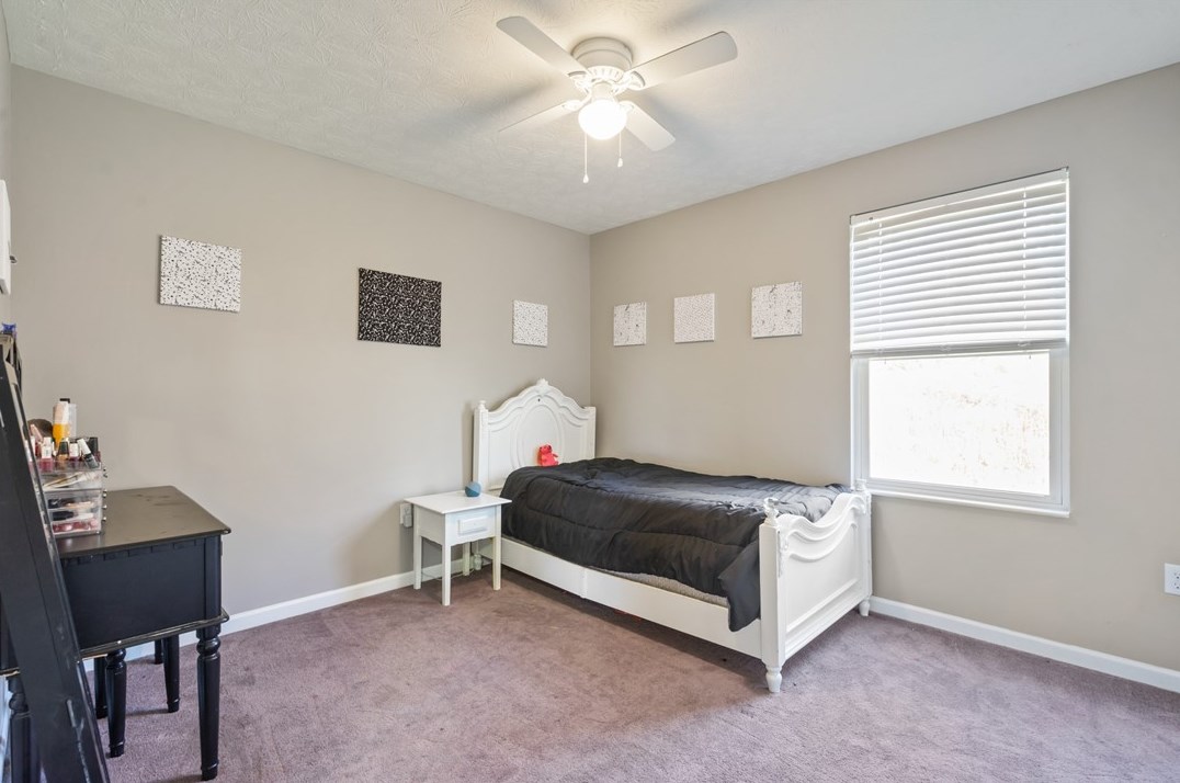 216 Country Barn Rd, Houston PA  15342-1074 exterior