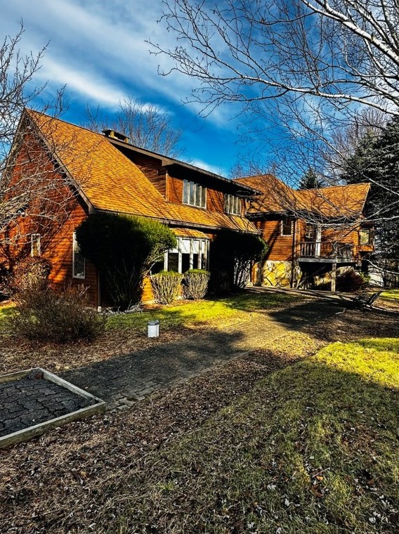 127 Meredith Dr, Seven Fields PA  16046-3119 exterior