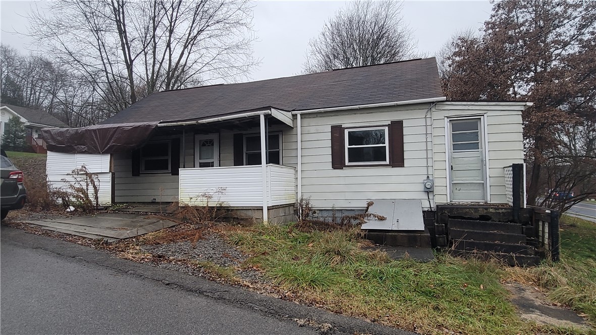 153 Petrolia St, Karns City Petrolia, PA 16041 MLS 1634282 Coldwell
