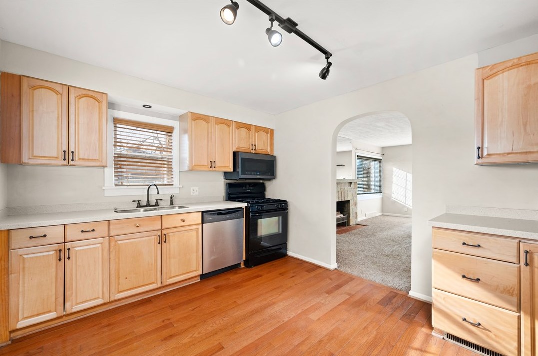 214 Rockenstein Ave, Butler PA 16001-3333 exterior