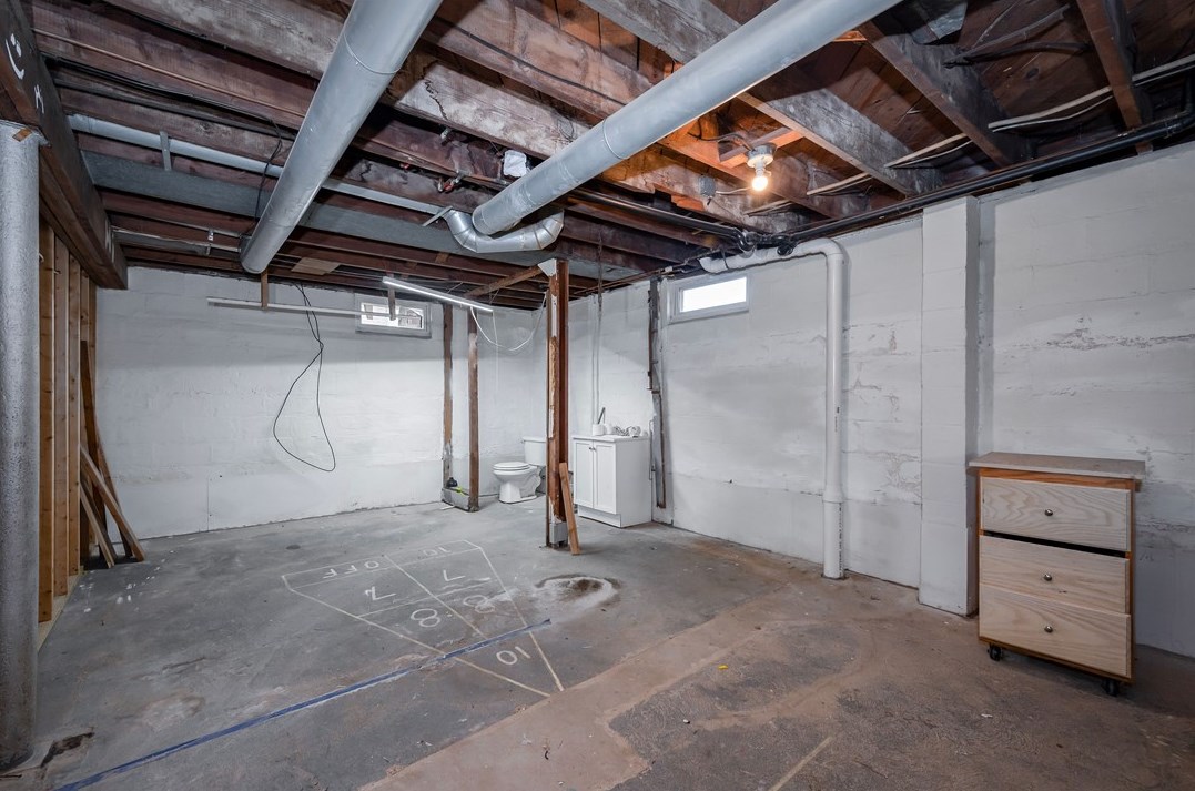 214 Rockenstein Ave, Butler PA 16001-3333 exterior