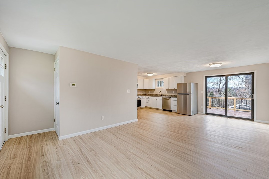 844 Cottonwood Dr, Monroeville PA  15146-1157 exterior