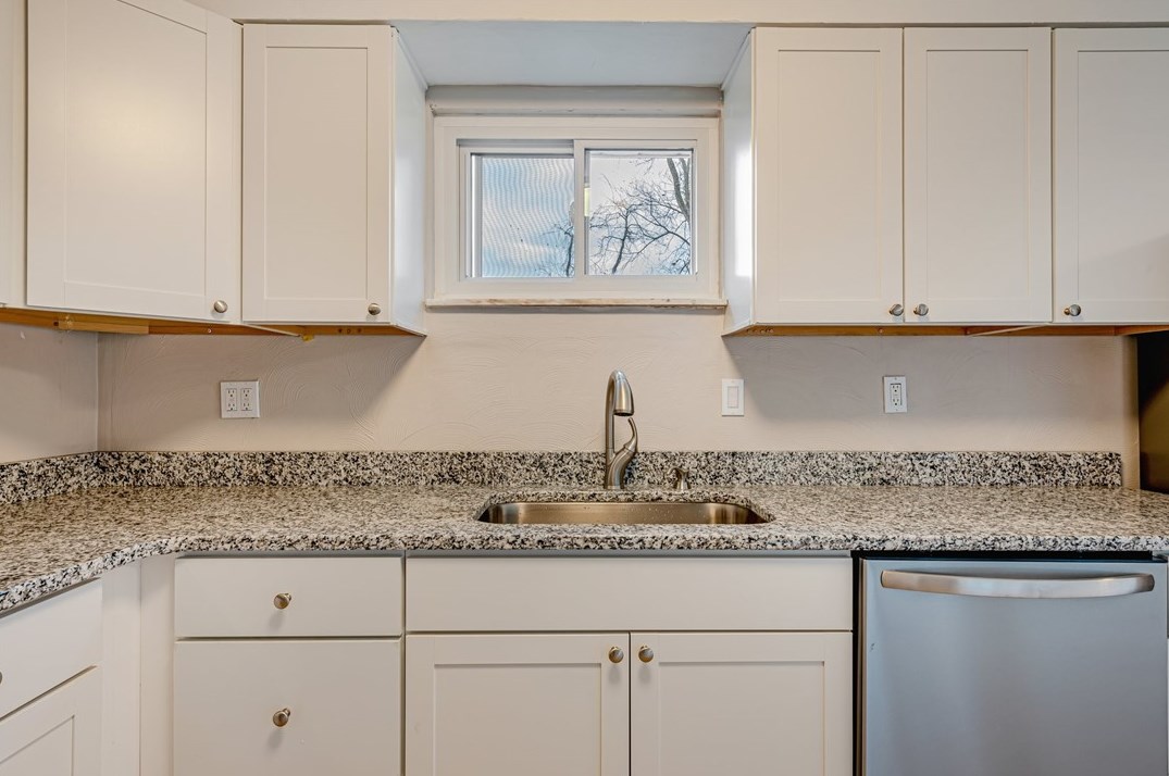 844 Cottonwood Dr, Monroeville PA  15146-1157 exterior