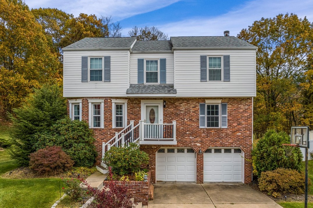 3526 Fox Chase Dr, Imperial PA  15126-9600 exterior