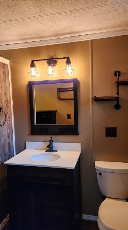 647 Liberty Rd, Grove City PA 16127-4108 exterior