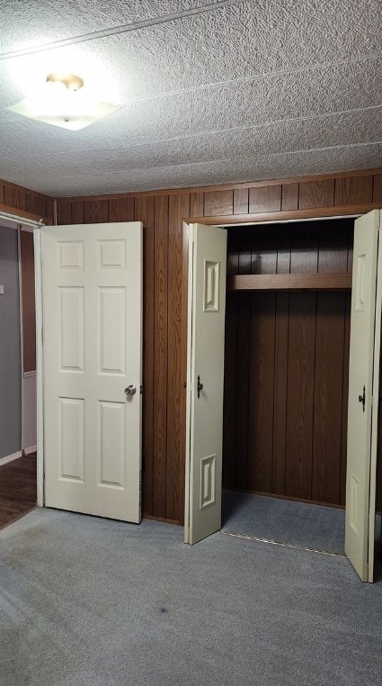 647 Liberty Rd, Grove City PA 16127-4108 exterior